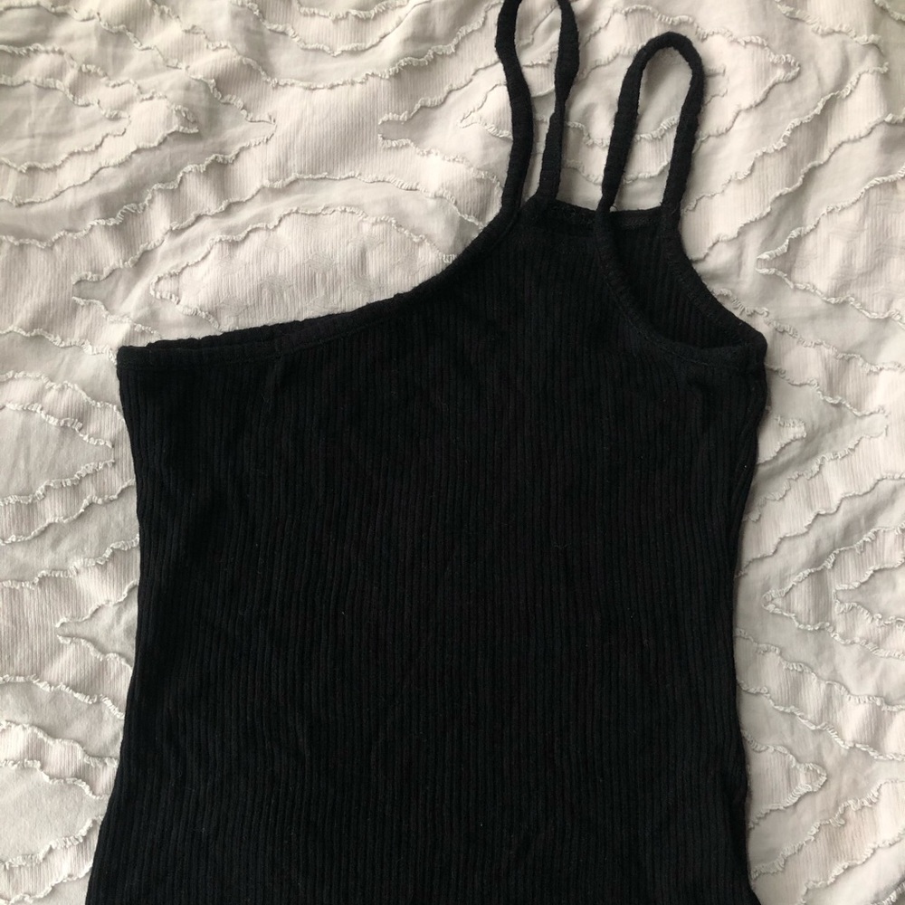 one shoulder black cropped tank